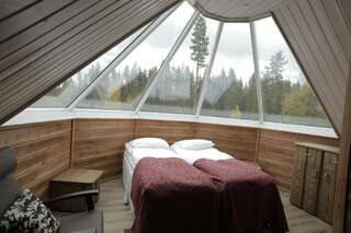 Курортные отели Levi Northern Lights Huts Леви Хижина со стеклянной крышей-14