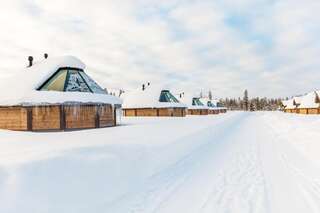 Курортные отели Levi Northern Lights Huts Леви Хижина со стеклянной крышей-4